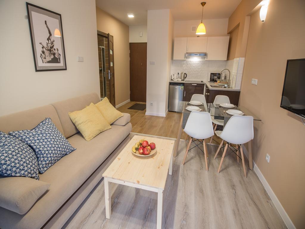 Apartamenty Opal กรินีซา ดรอยจ์ ภายนอก รูปภาพ
